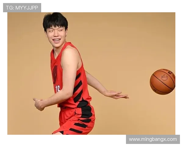 30天30队·开拓者：杨瀚森携手队友共铸未来篮坛新篇章